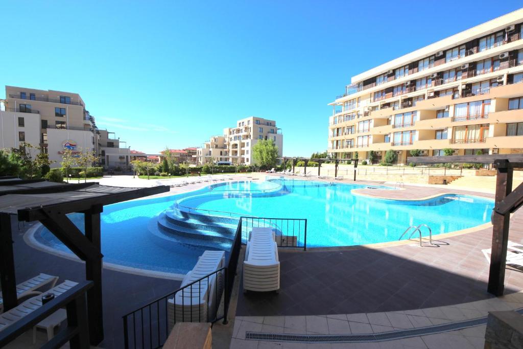 Menada Luxor Apartments 圣弗拉斯 外观 照片