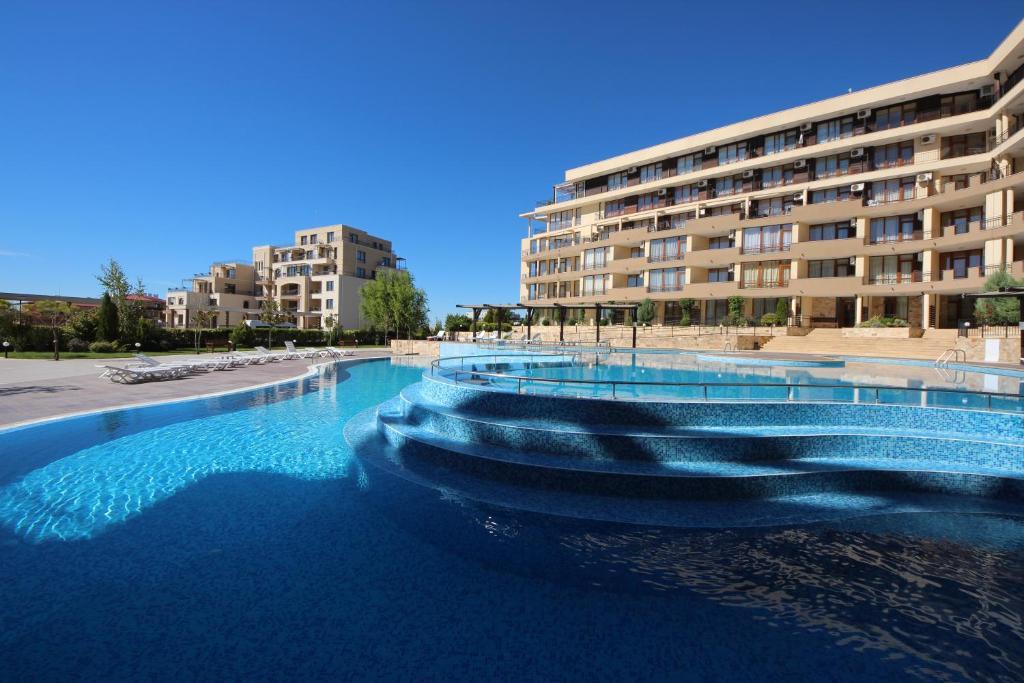 Menada Luxor Apartments 圣弗拉斯 外观 照片